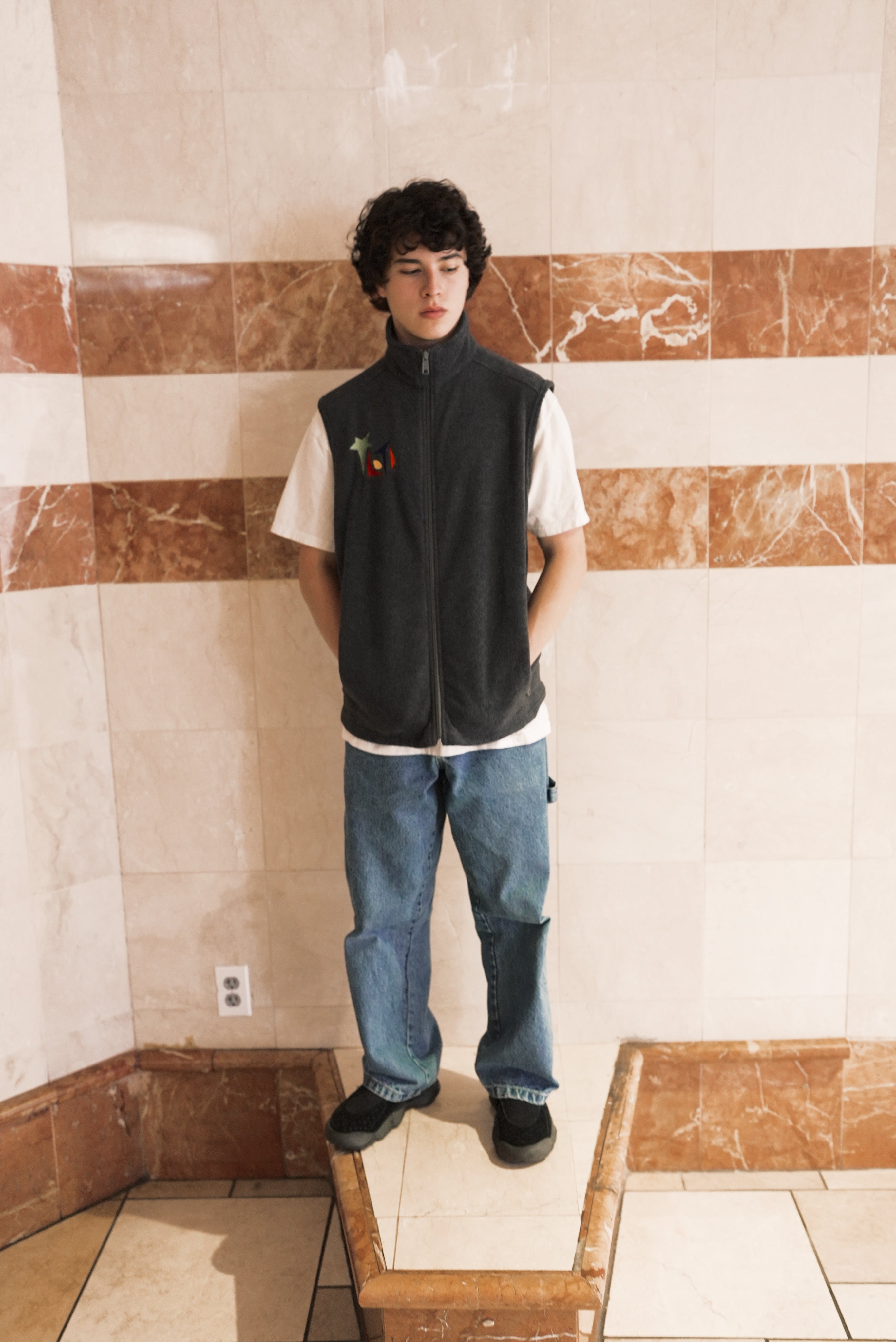 Embroidered Flot Columbia Vest