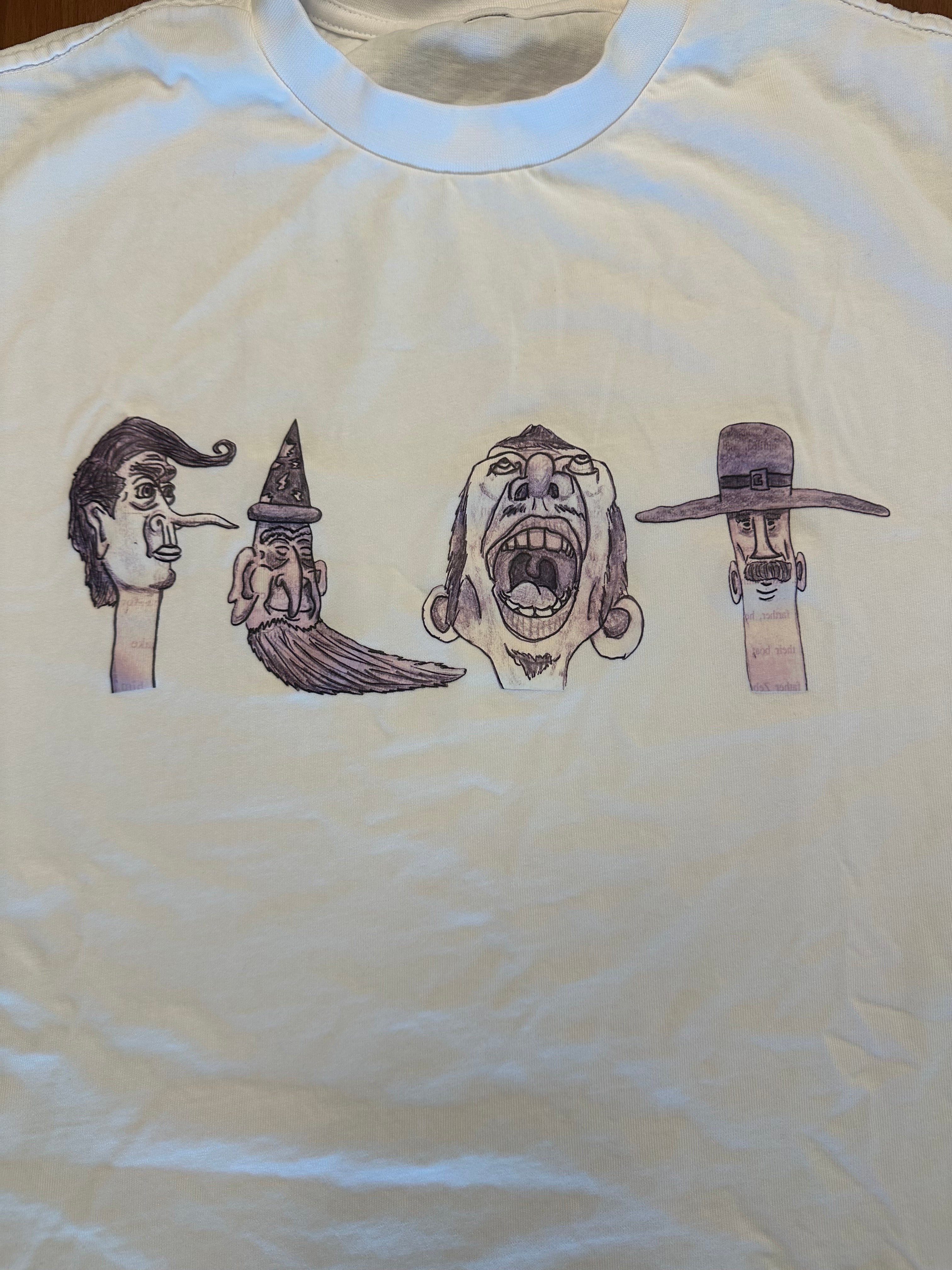 Faces tee